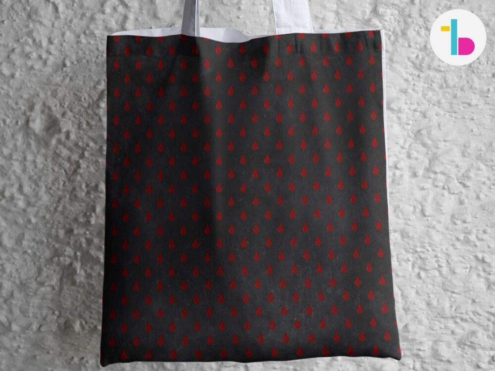 Vampire blood drops tote bag